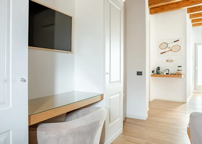 Cattedralflats -comfort, Stile E Vista Sulla Cattedrale בארי