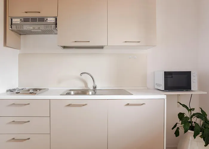 Cattedralflats -comfort, Stile E Vista Sulla Cattedrale * בארי